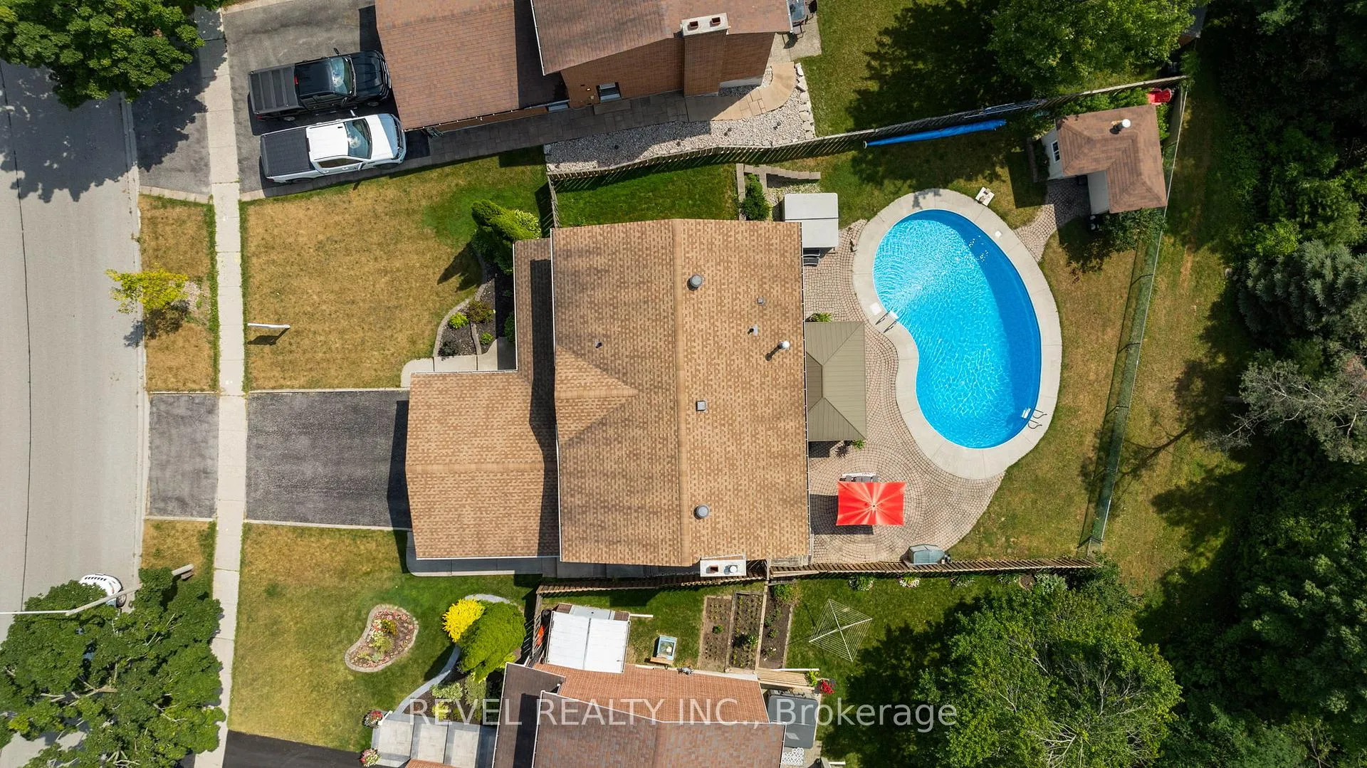 Photo 36 of 70 Lillian Crescent, Barrie, Sunnidale — HOMEH