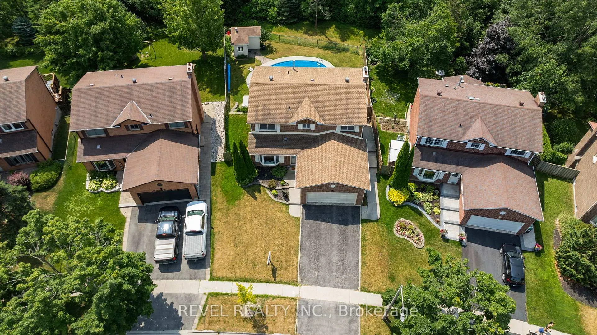 Photo 40 of 70 Lillian Crescent, Barrie, Sunnidale — HOMEH