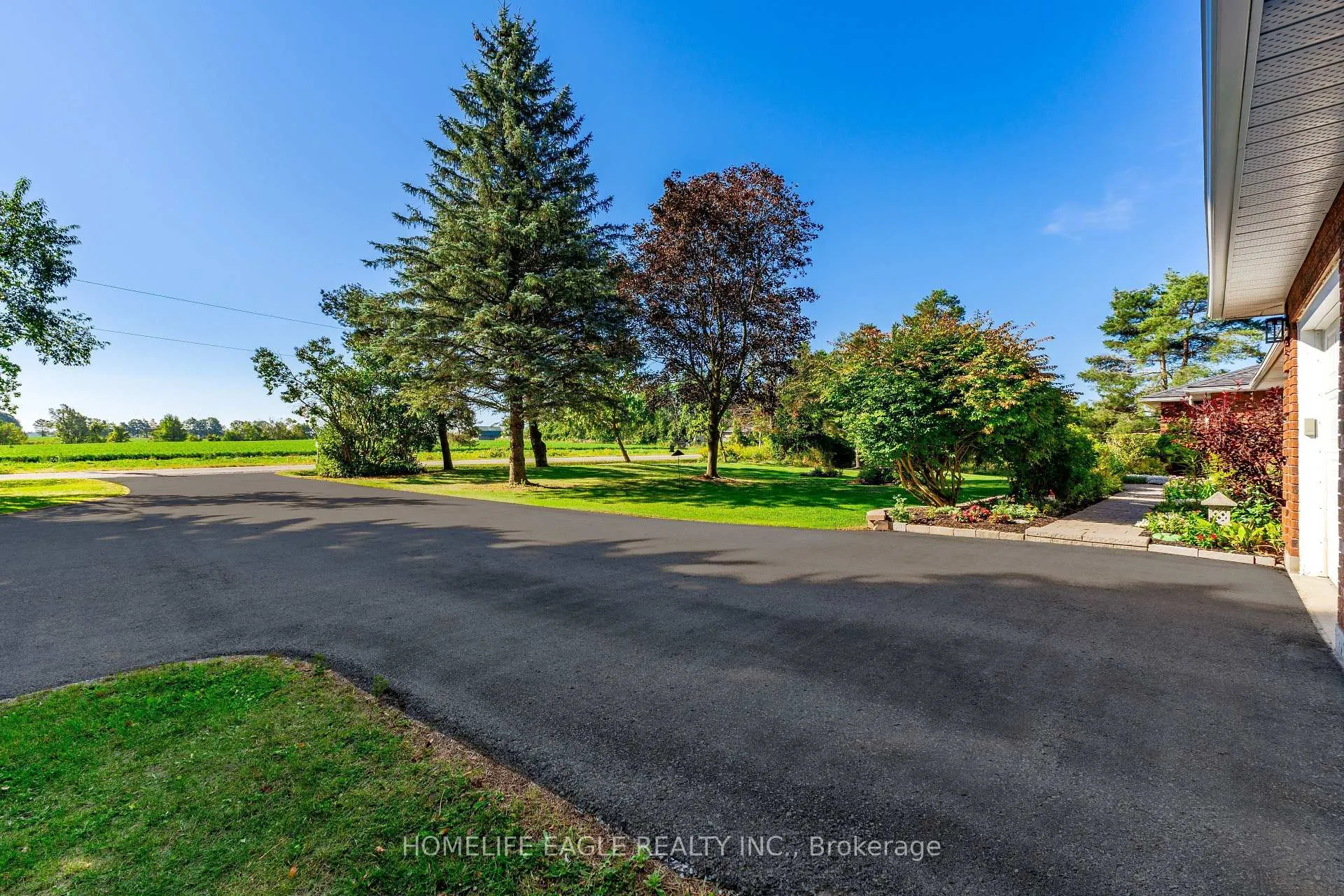Photo 6 of 2132 14th Line, Innisfil, Gilford — HOMEH