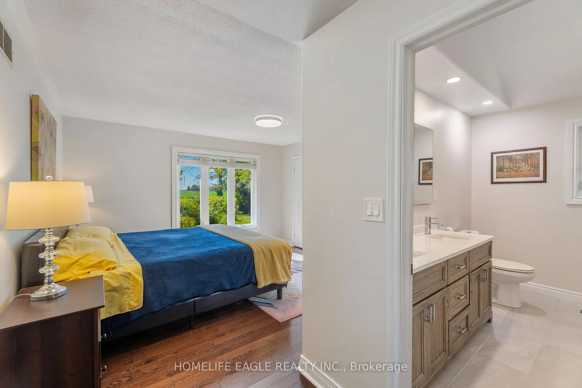 Photo 13 of 2132 14th Line, Innisfil, Gilford — HOMEH
