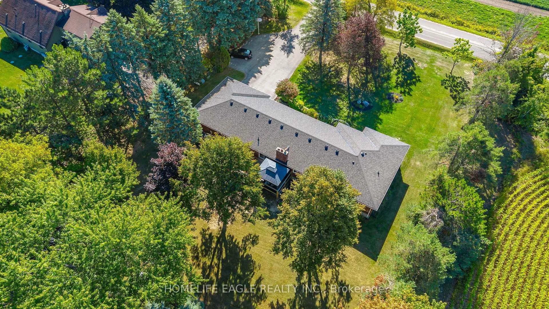 Photo 31 of 2132 14th Line, Innisfil, Gilford — HOMEH