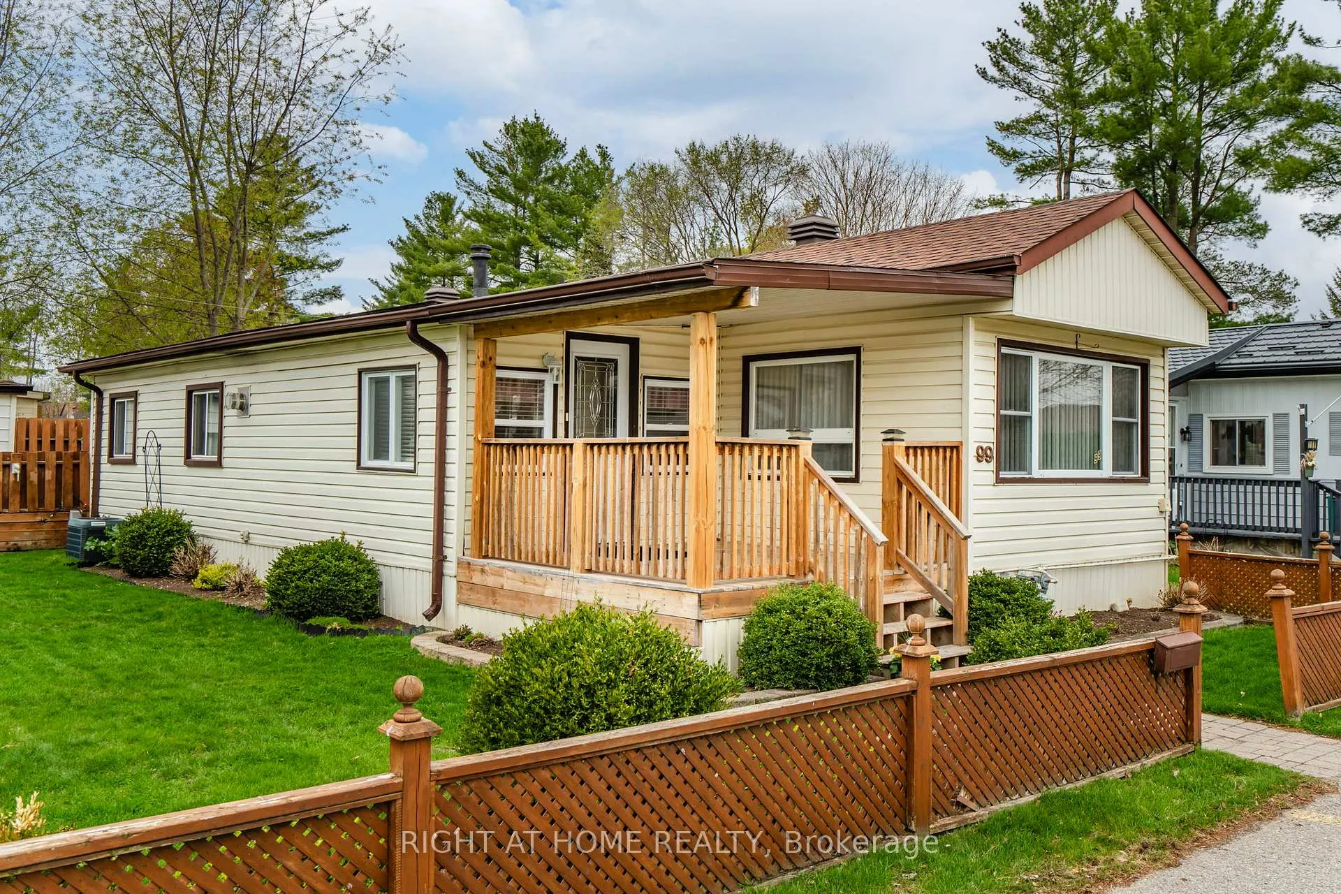 Photo 3 of 99 8th Street, Essa, Angus — HOMEH