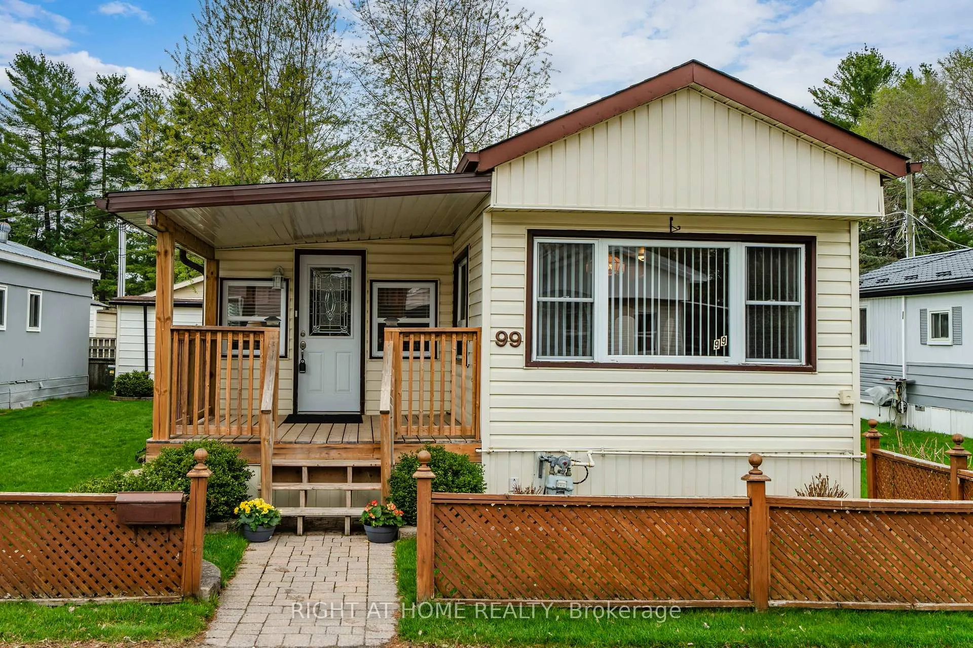 Photo 5 of 99 8th Street, Essa, Angus — HOMEH