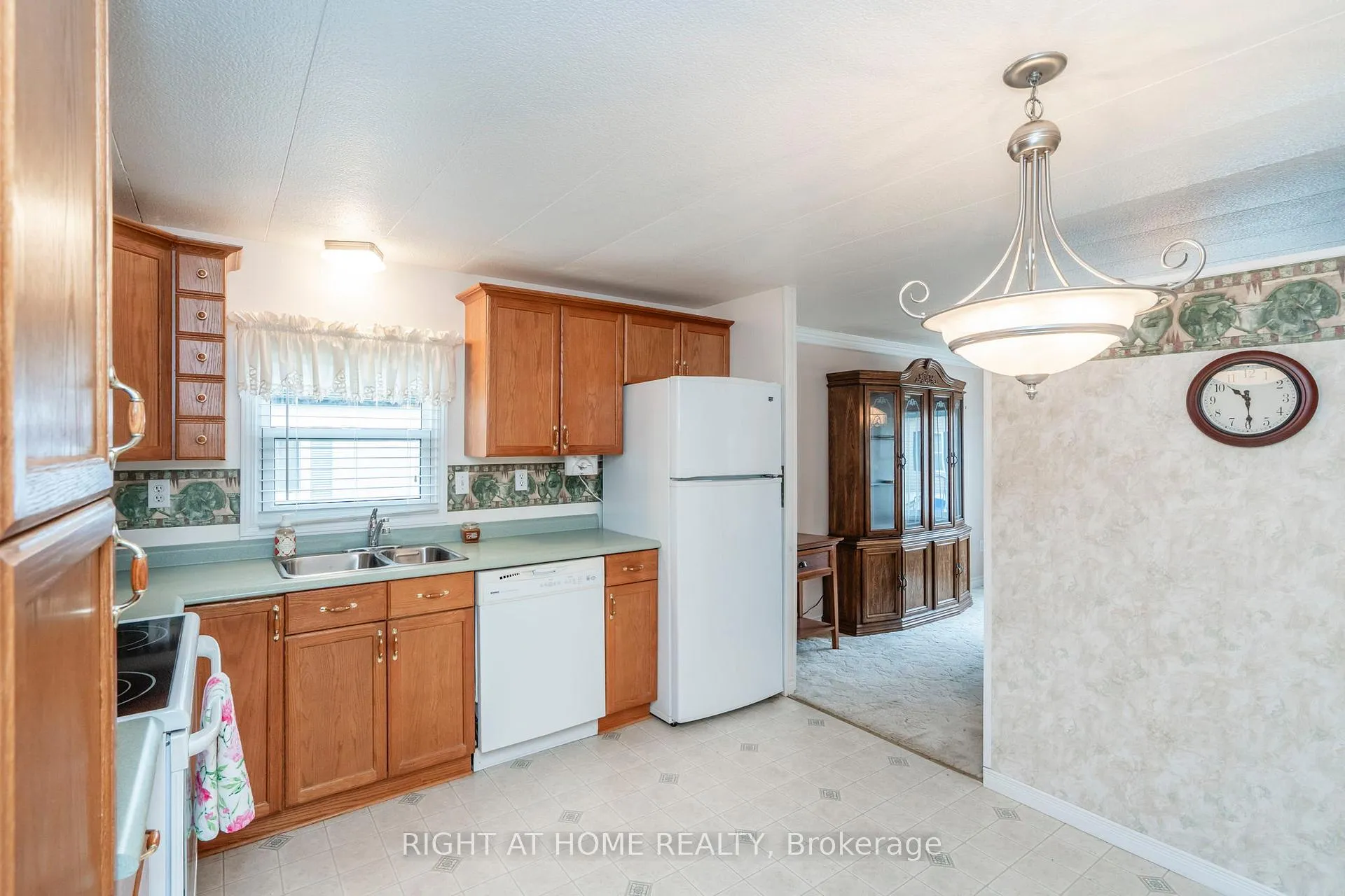 Photo 13 of 99 8th Street, Essa, Angus — HOMEH