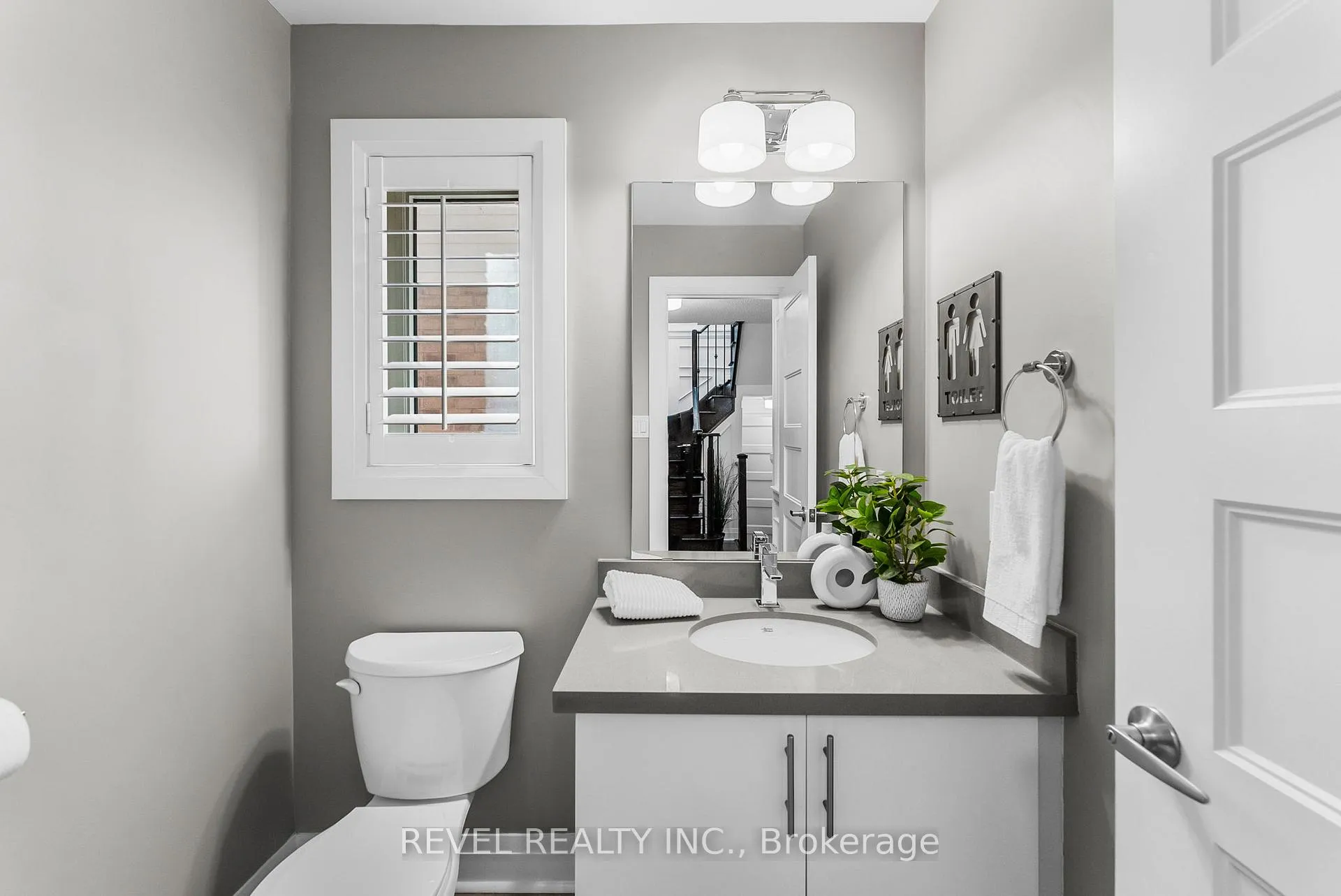 Photo 9 of 97 Sharplin Drive, Ajax, South East — HOMEH