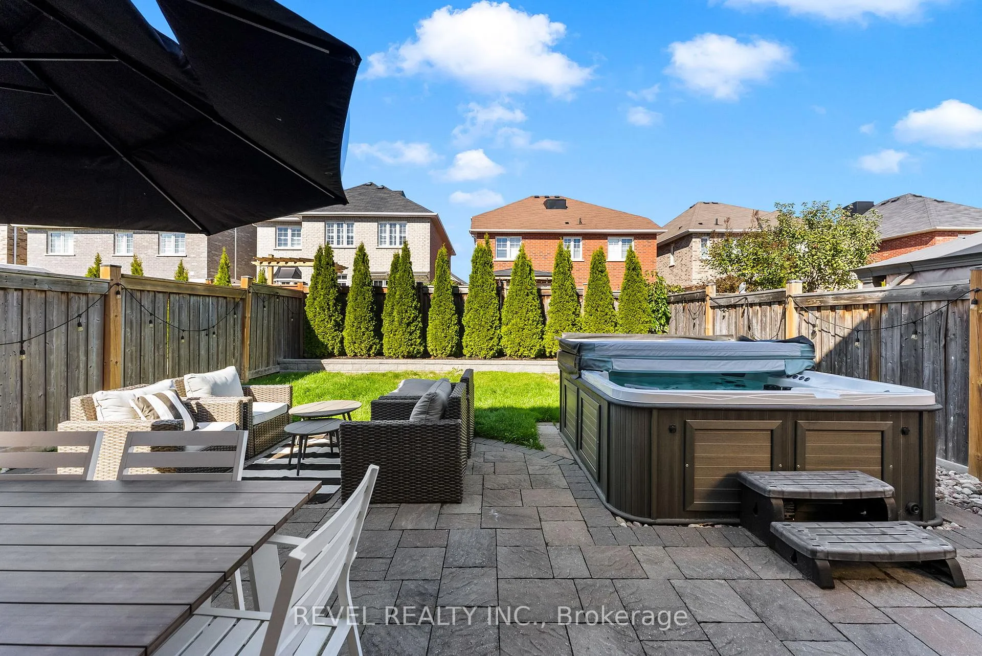 Photo 28 of 97 Sharplin Drive, Ajax, South East — HOMEH