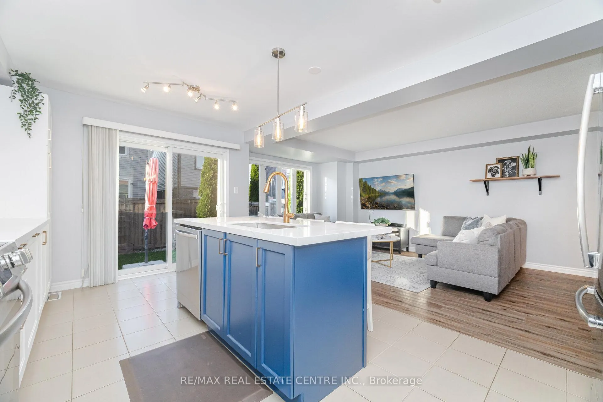 Photo 13 of 322 Chuchmach Close, Milton, Willmott — HOMEH