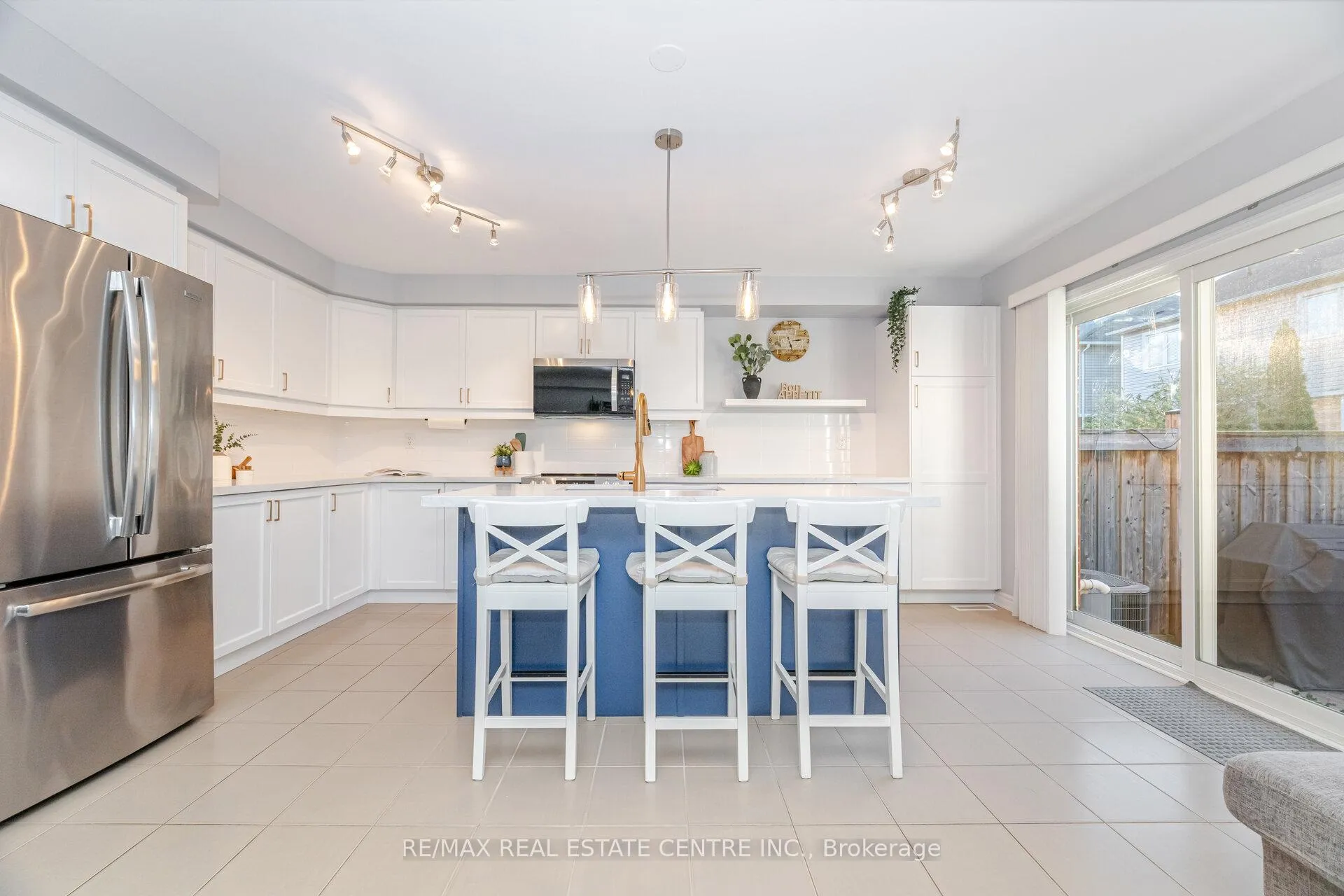 Photo 14 of 322 Chuchmach Close, Milton, Willmott — HOMEH