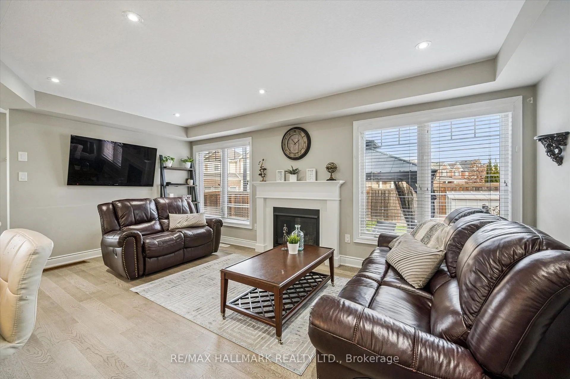 Photo 9 of 226 Amand Drive, Kitchener, Rosenburg — HOMEH