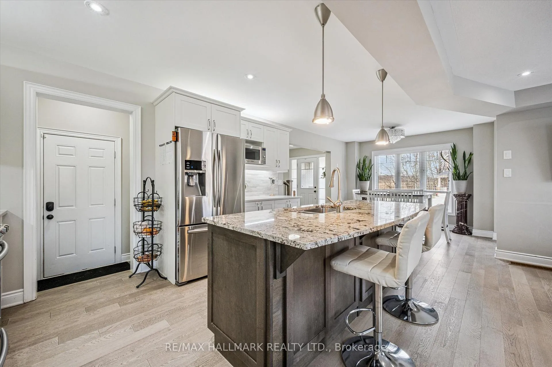 Photo 10 of 226 Amand Drive, Kitchener, Rosenburg — HOMEH