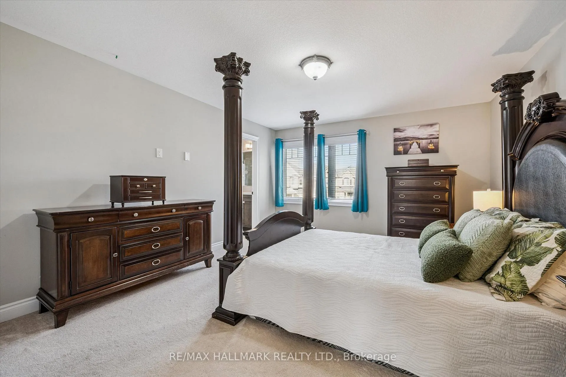 Photo 23 of 226 Amand Drive, Kitchener, Rosenburg — HOMEH