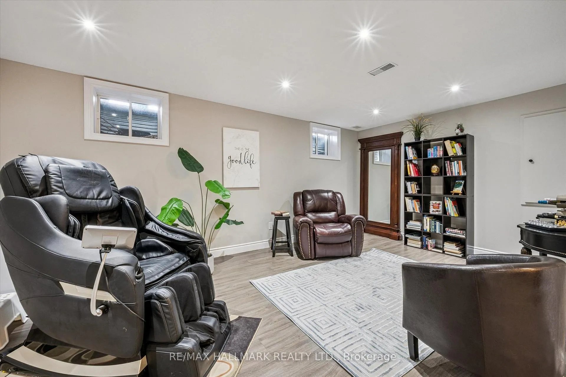 Photo 28 of 226 Amand Drive, Kitchener, Rosenburg — HOMEH