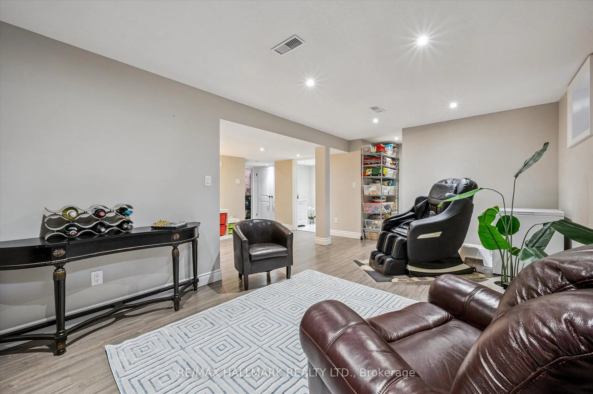 Photo 29 of 226 Amand Drive, Kitchener, Rosenburg — HOMEH