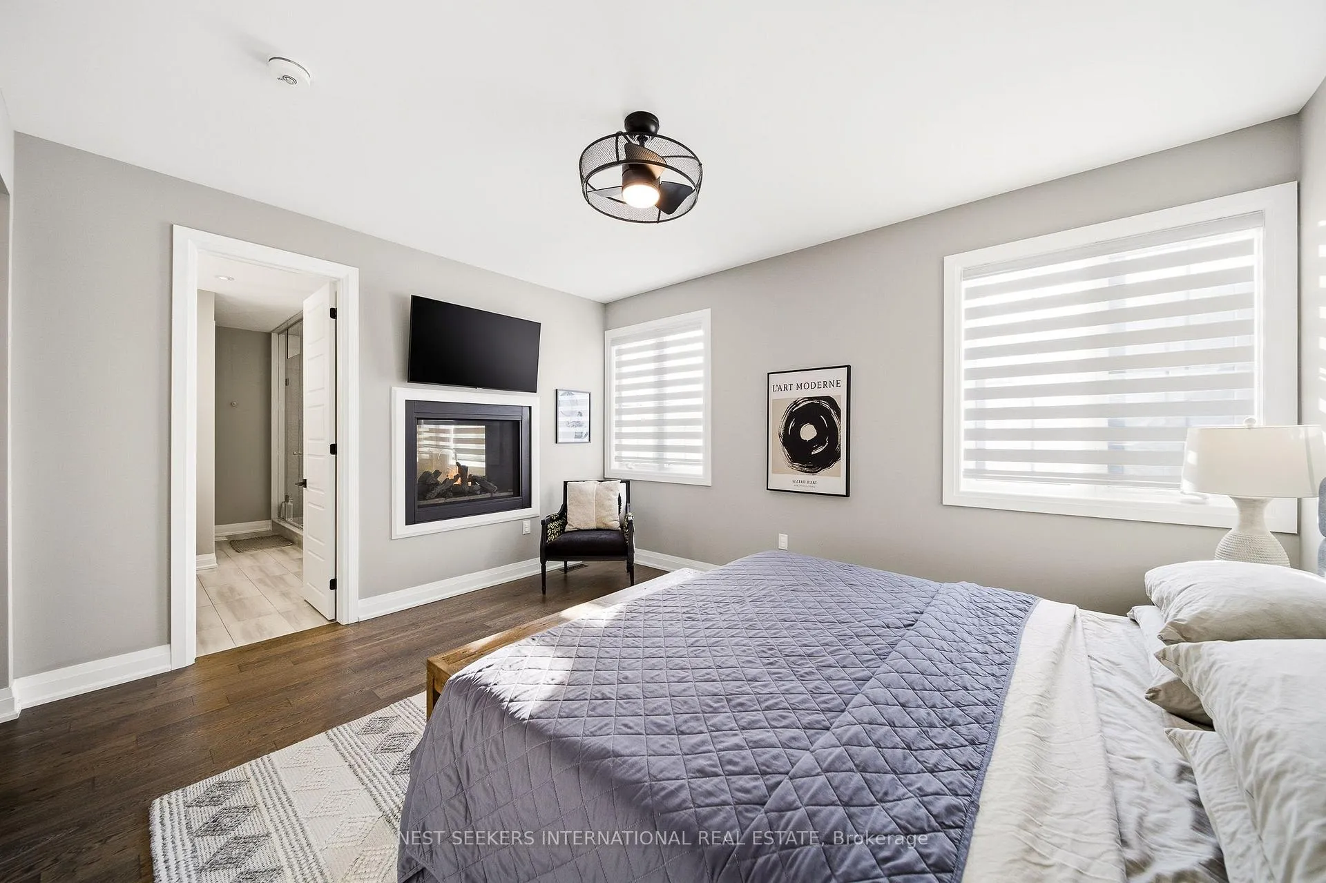 Photo 14 of 22 Ten Pines Road, Vaughan, Kleinburg — HOMEH