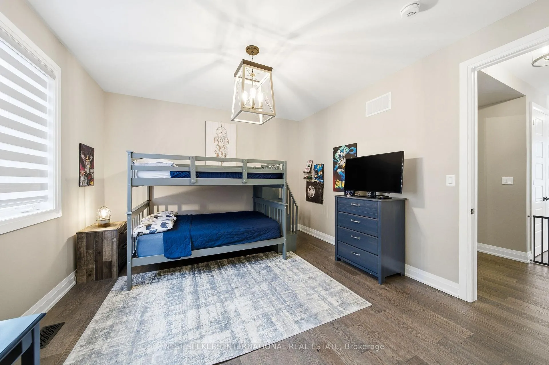 Photo 20 of 22 Ten Pines Road, Vaughan, Kleinburg — HOMEH