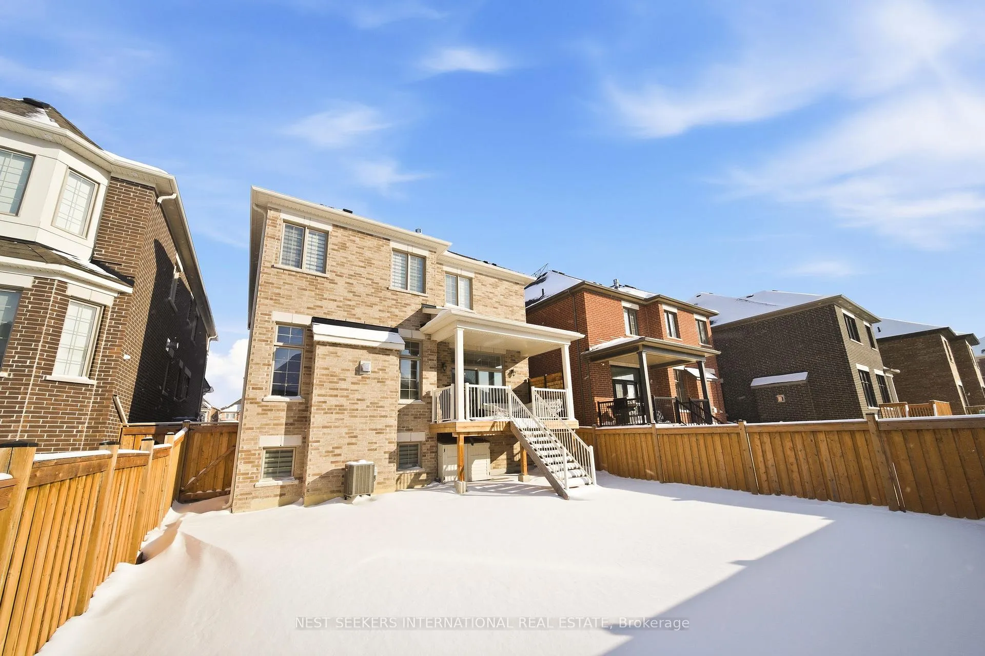 Photo 21 of 22 Ten Pines Road, Vaughan, Kleinburg — HOMEH