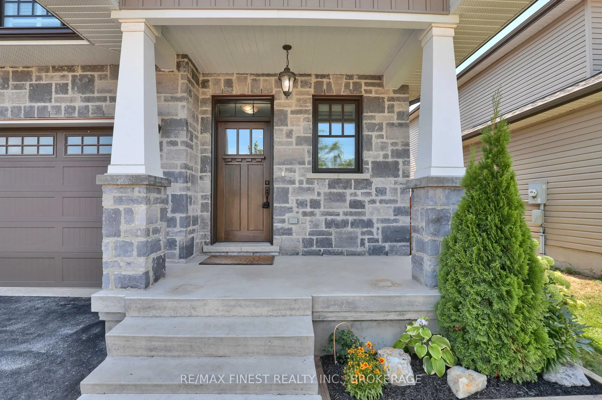 Photo 5 of 161 McDonough Crescent, Loyalist, Amherstview — HOMEH