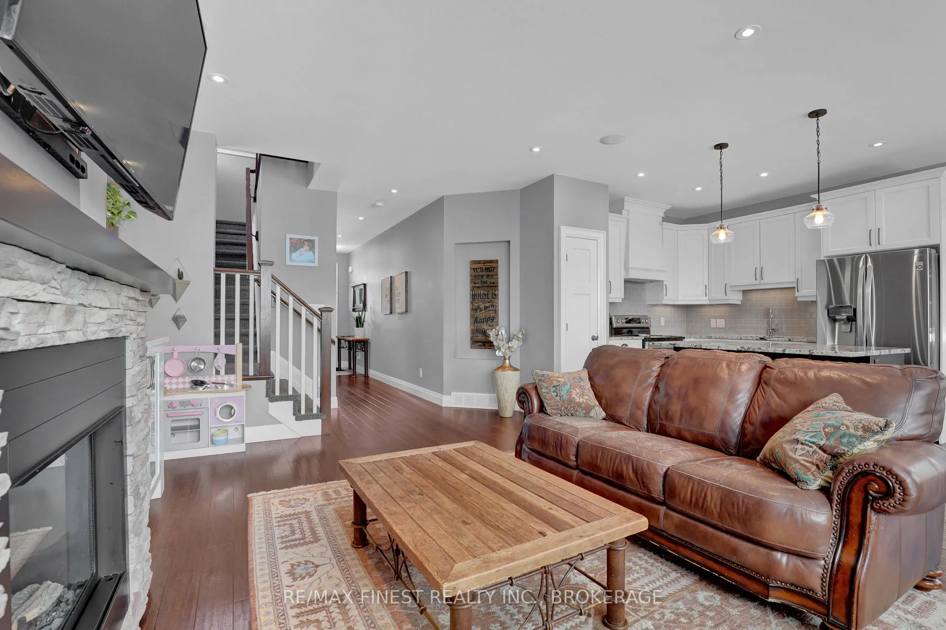Photo 9 of 161 McDonough Crescent, Loyalist, Amherstview — HOMEH