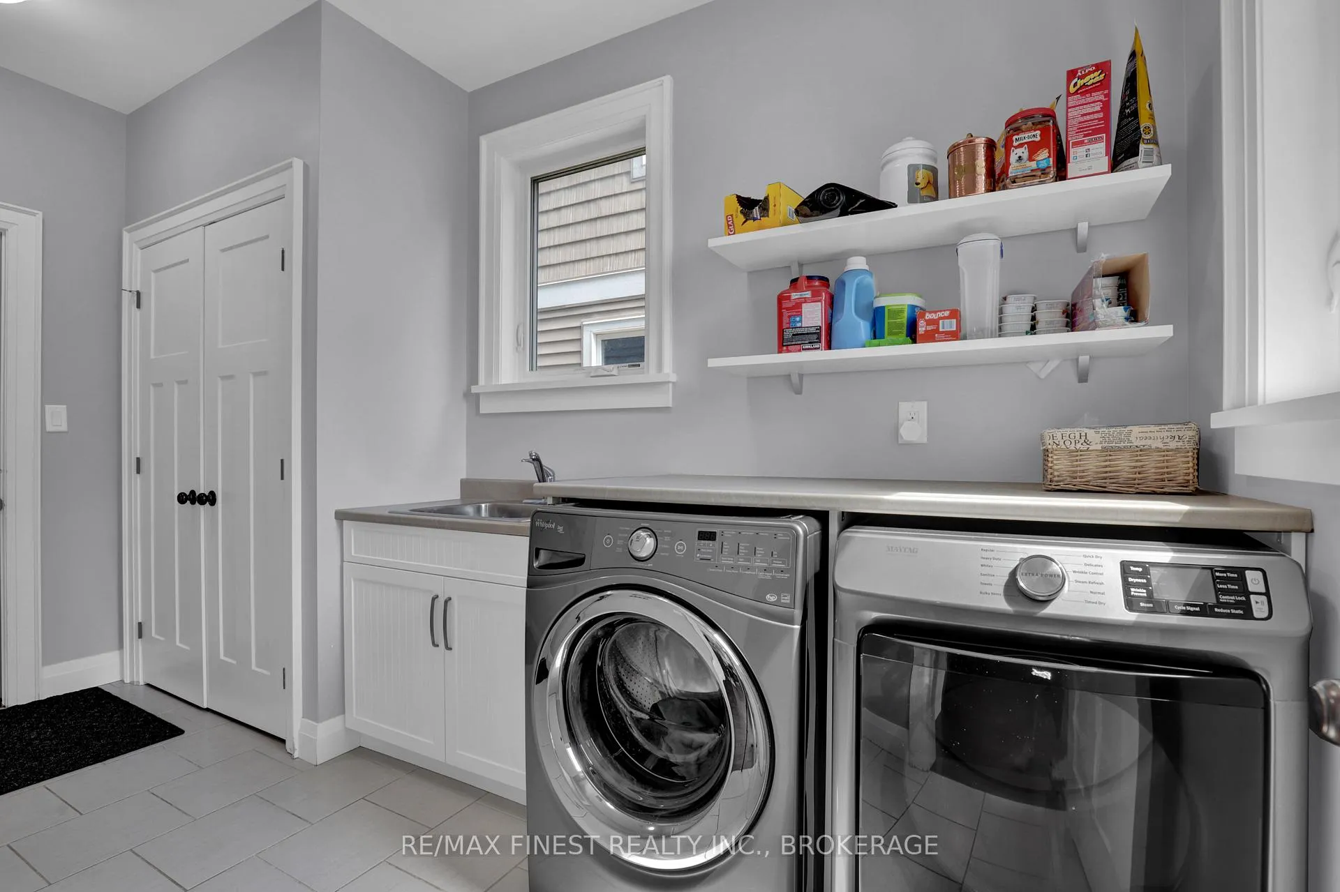 Photo 18 of 161 McDonough Crescent, Loyalist, Amherstview — HOMEH