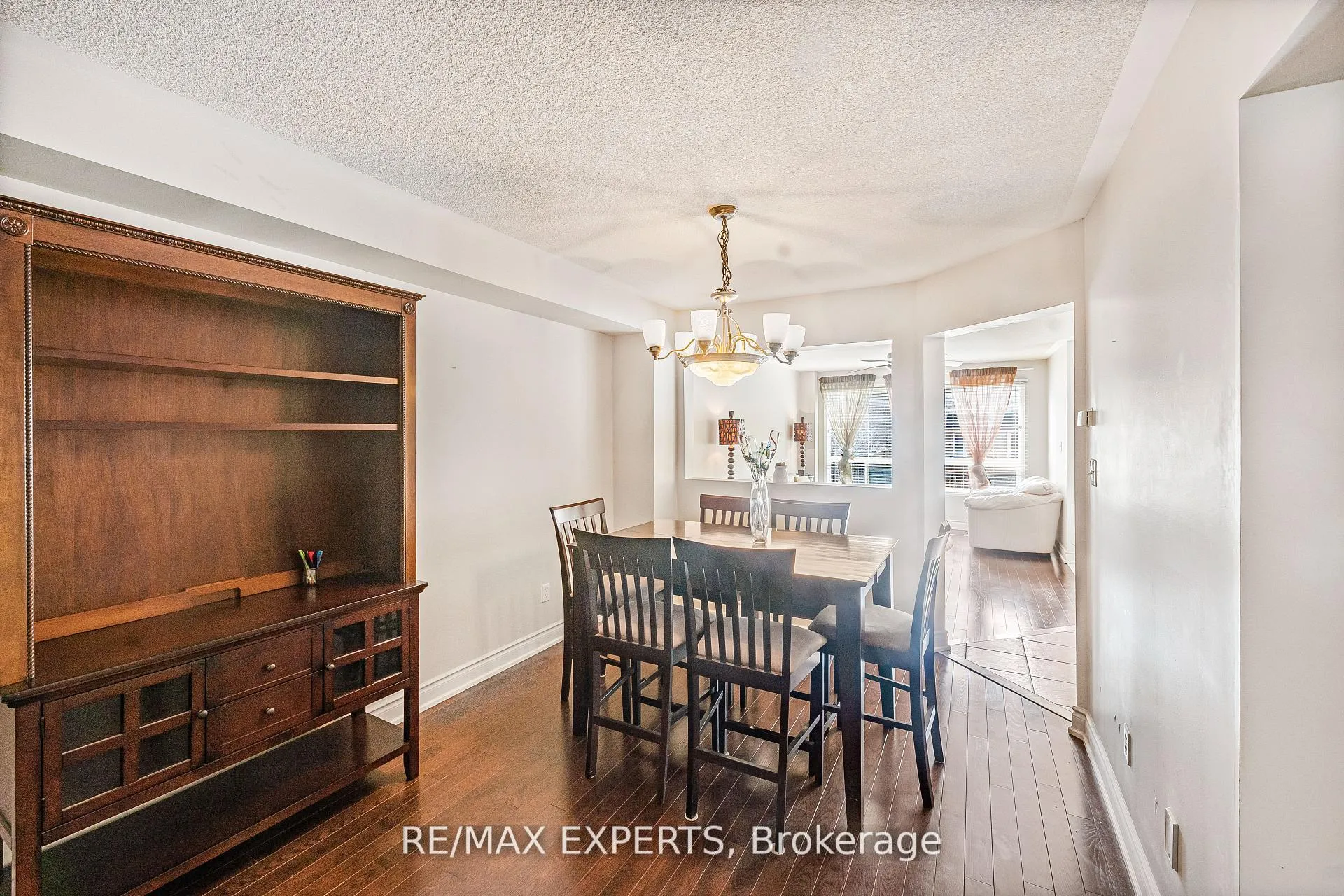 Photo 11 of 129 Angier Crescent, Ajax, South East — HOMEH