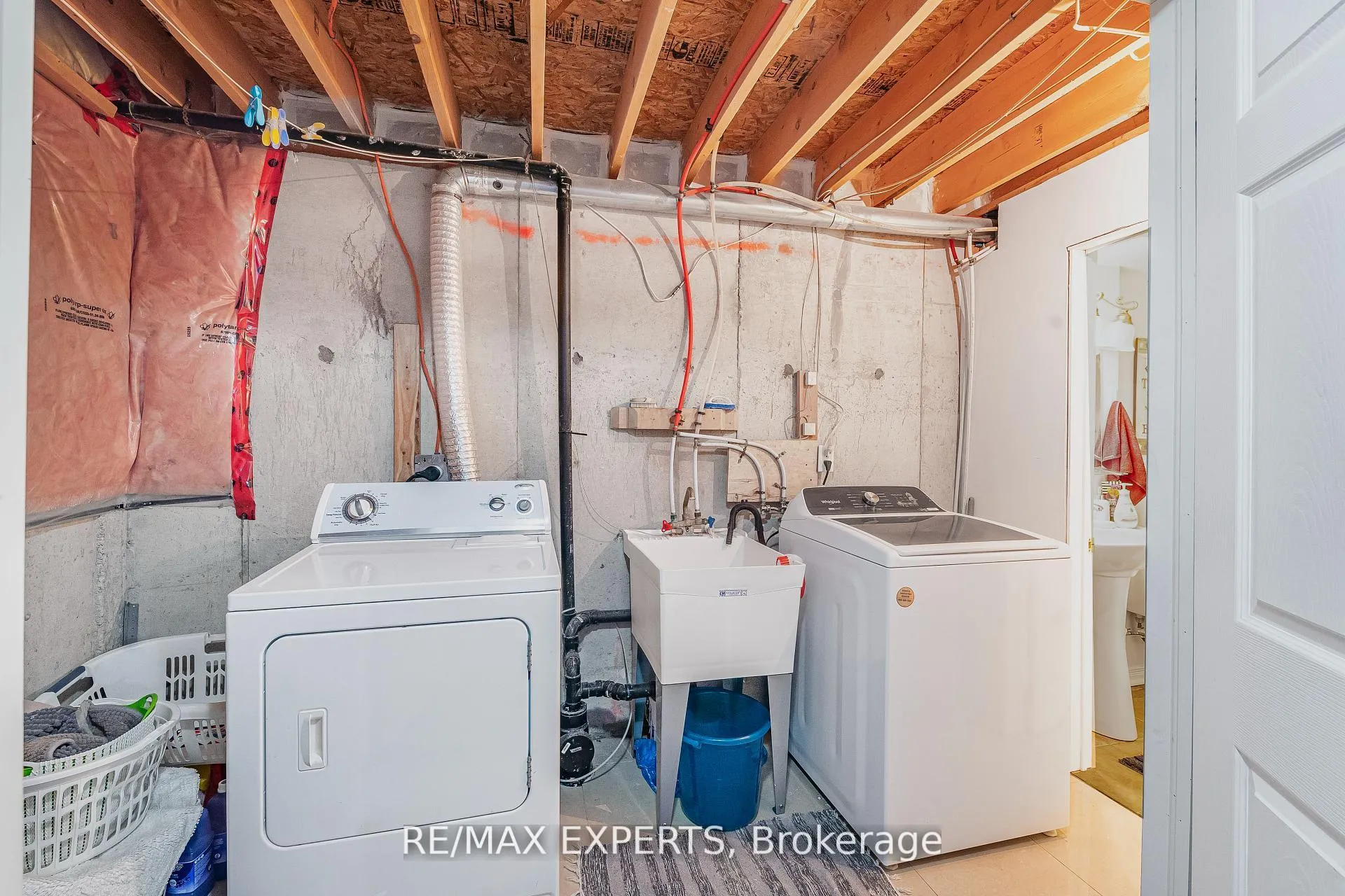 Photo 28 of 129 Angier Crescent, Ajax, South East — HOMEH