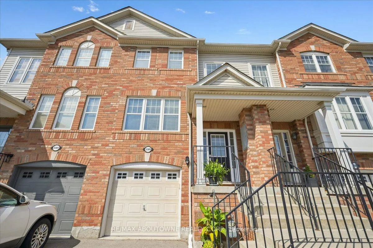Photo 2 of 2389 Coho Way, Oakville, Westmount — HOMEH