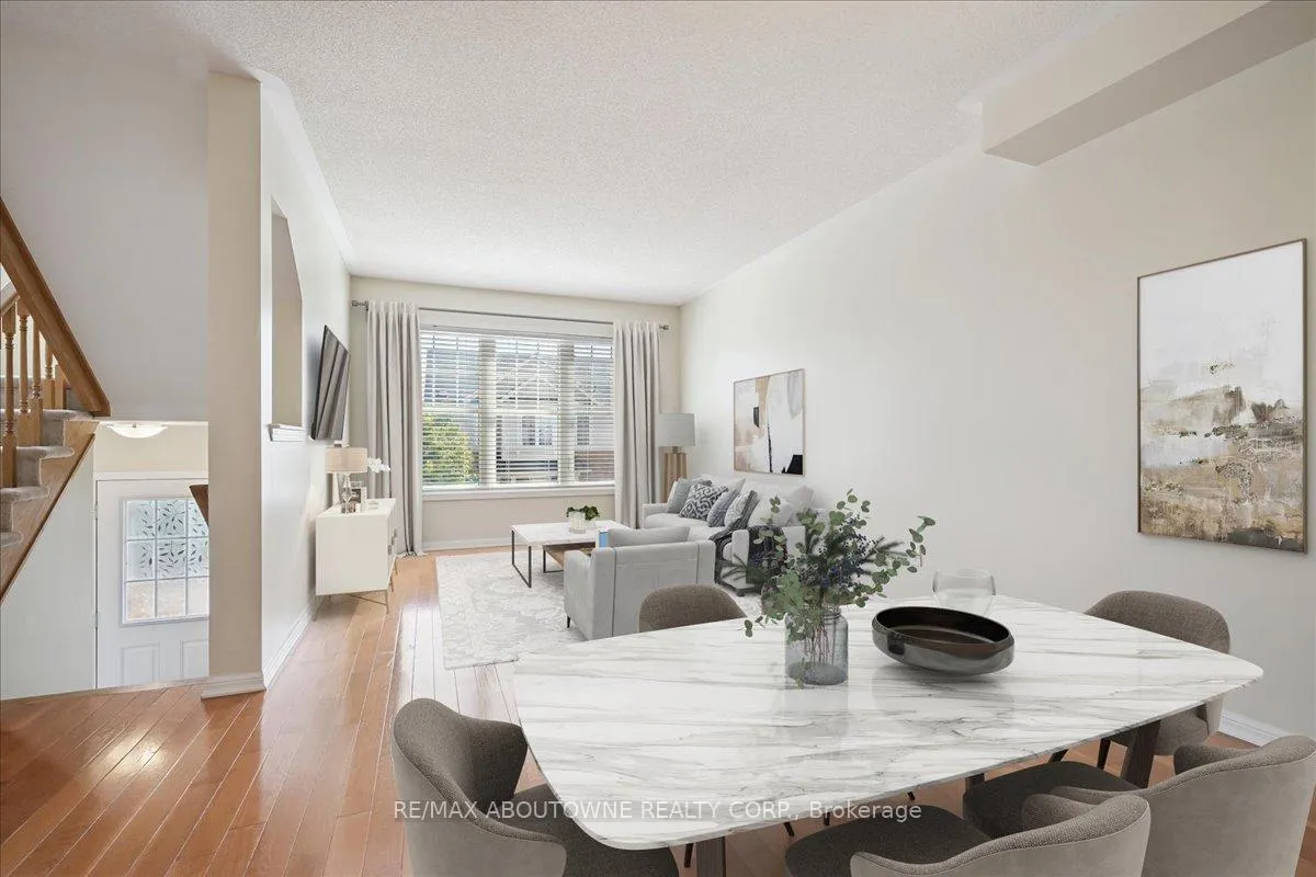 Photo 6 of 2389 Coho Way, Oakville, Westmount — HOMEH