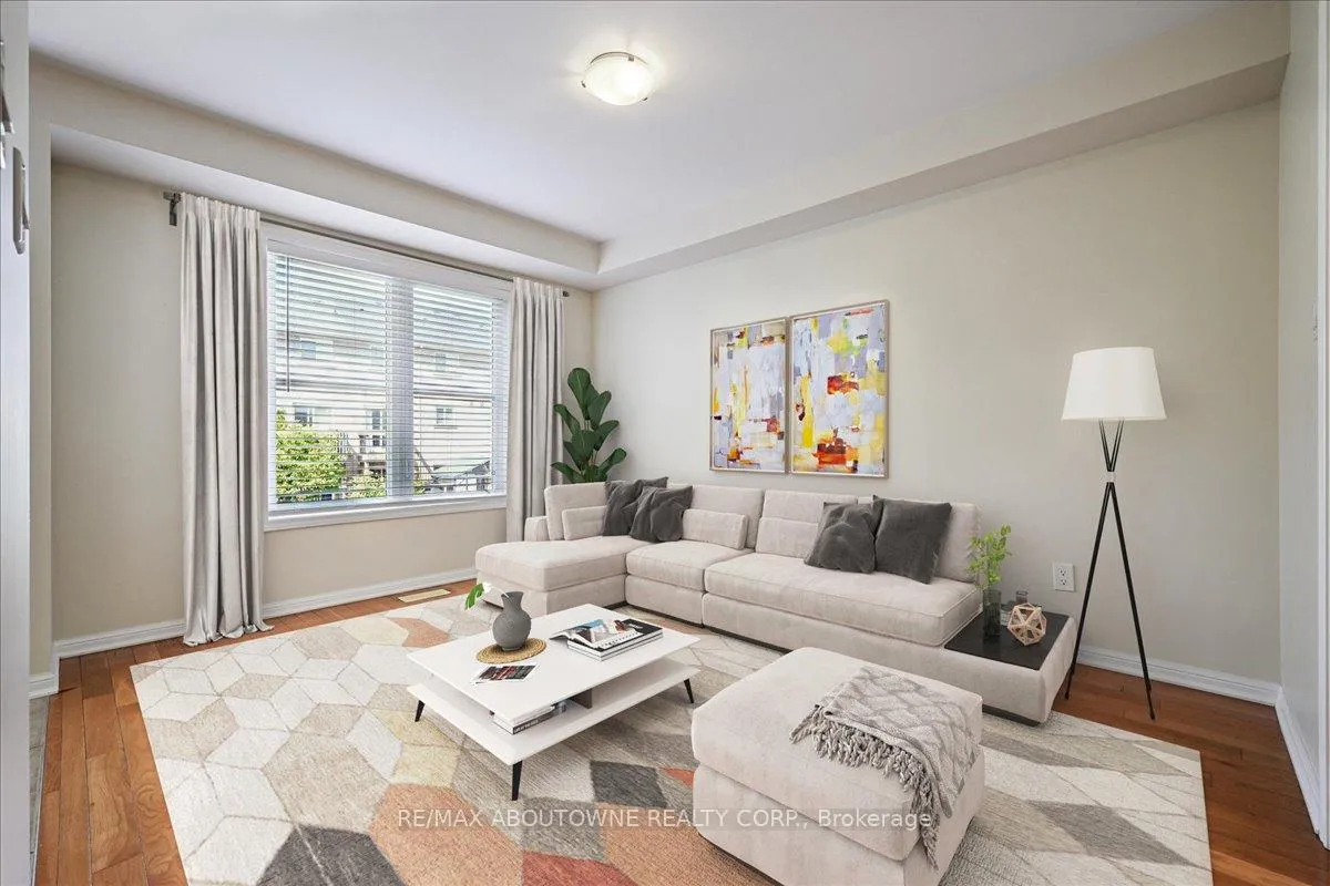 Photo 19 of 2389 Coho Way, Oakville, Westmount — HOMEH
