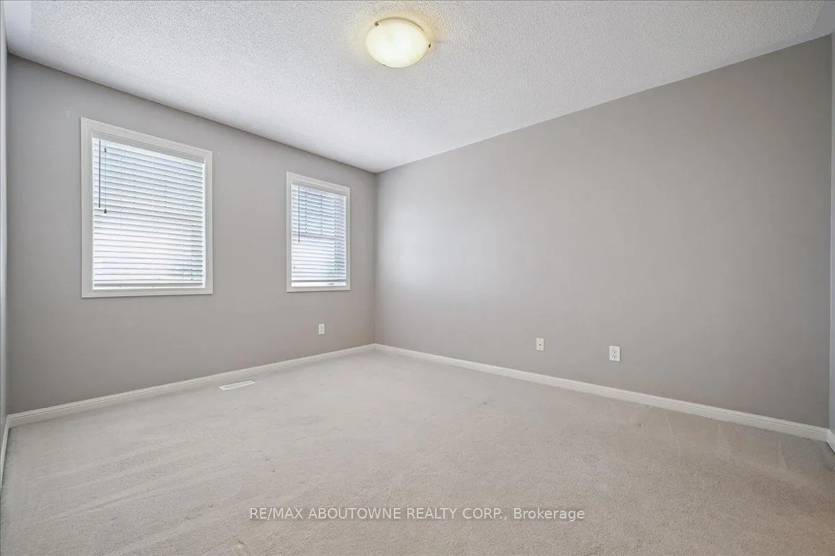 Photo 29 of 2389 Coho Way, Oakville, Westmount — HOMEH