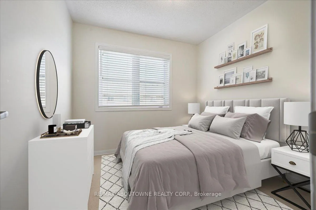 Photo 31 of 2389 Coho Way, Oakville, Westmount — HOMEH