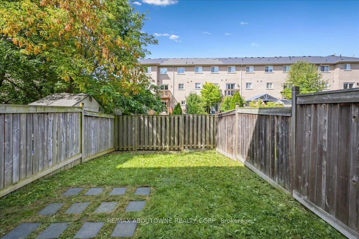 Photo 37 of 2389 Coho Way, Oakville, Westmount — HOMEH