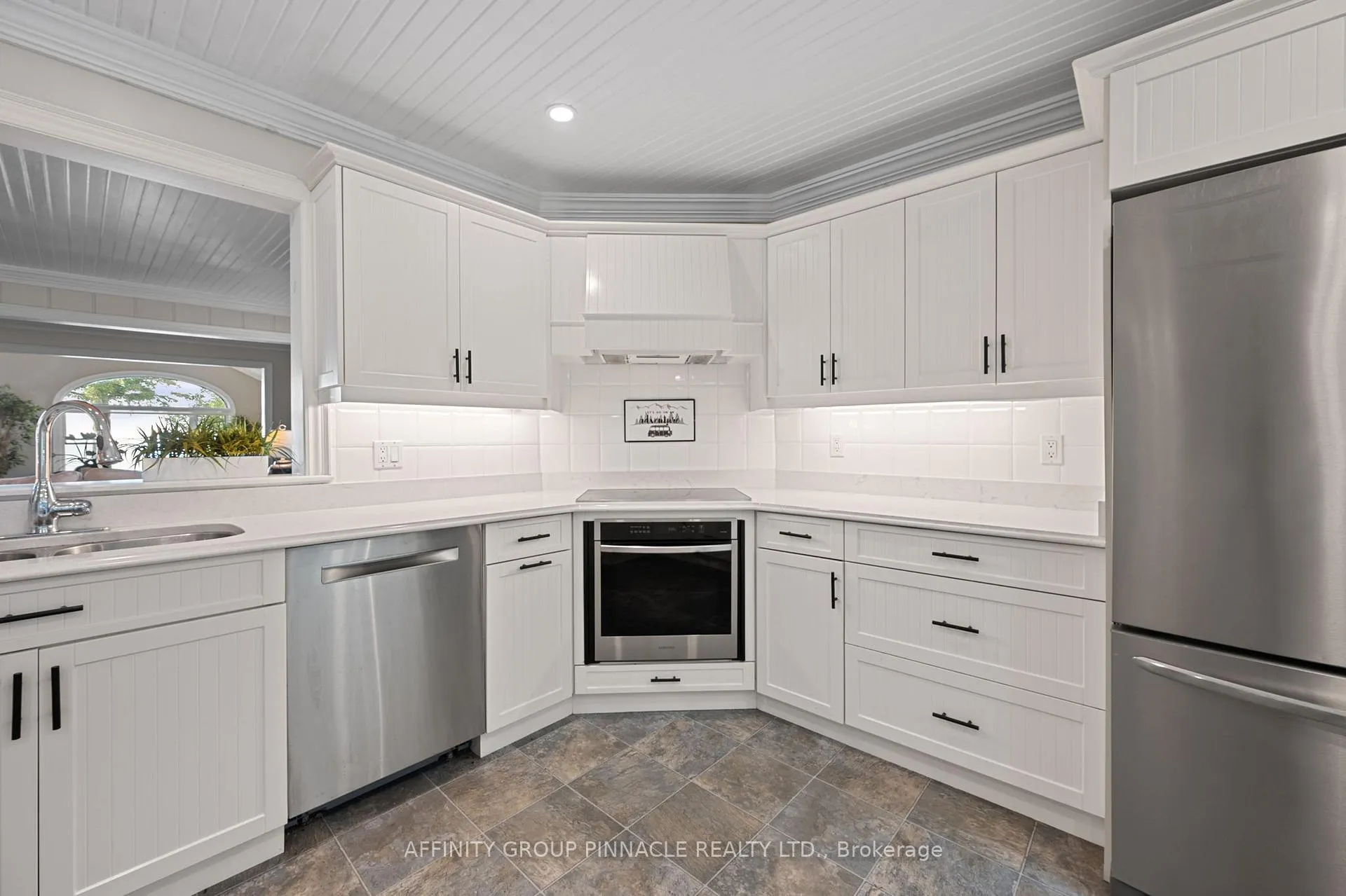 Photo 10 of 44 Cedar Beach Road, Brock, Beaverton — HOMEH