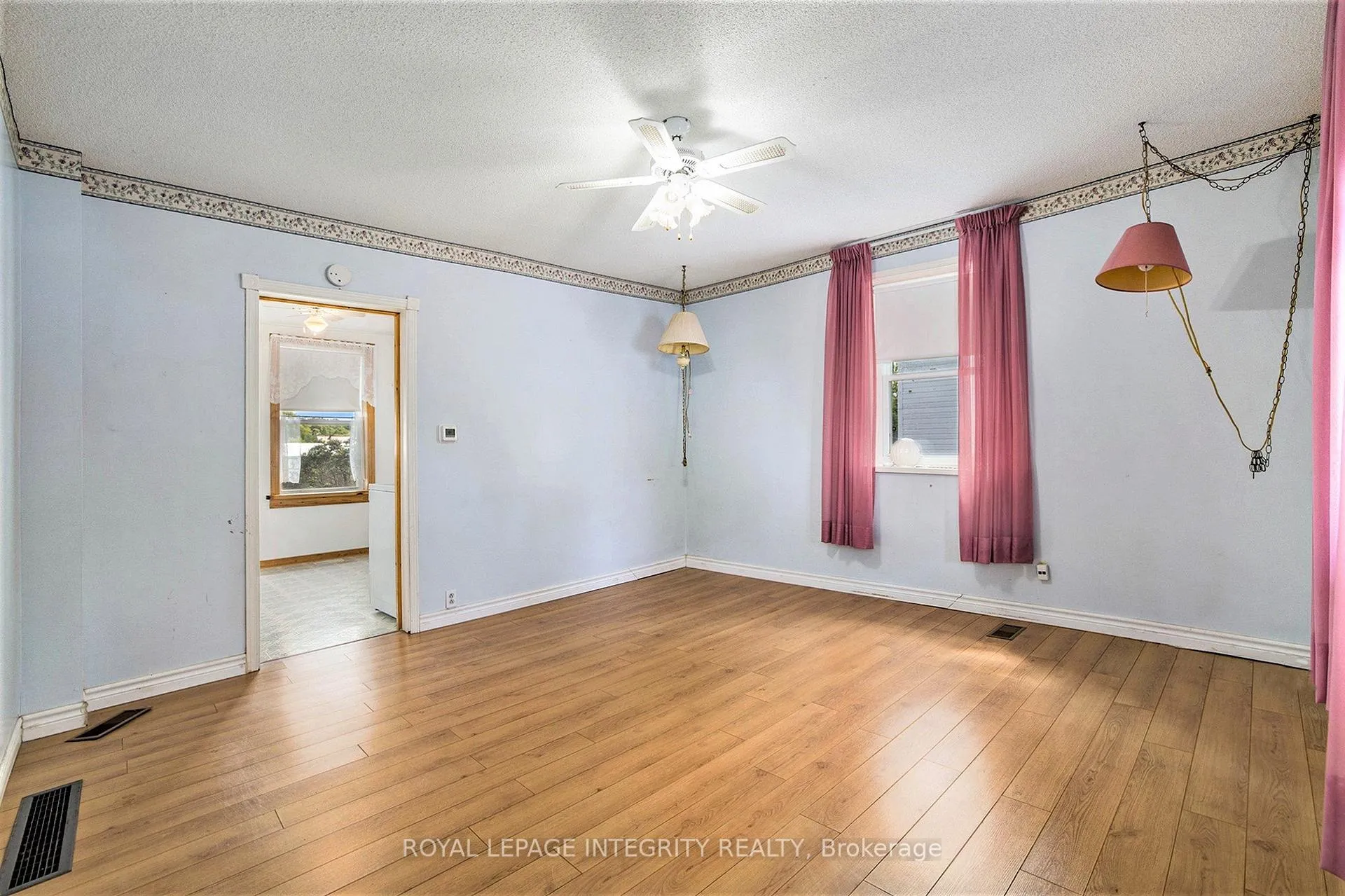 Photo 12 of 112,114 Clarence Street, Lanark Highlands, Lanark Highlands (Lanark) Twp — HOMEH