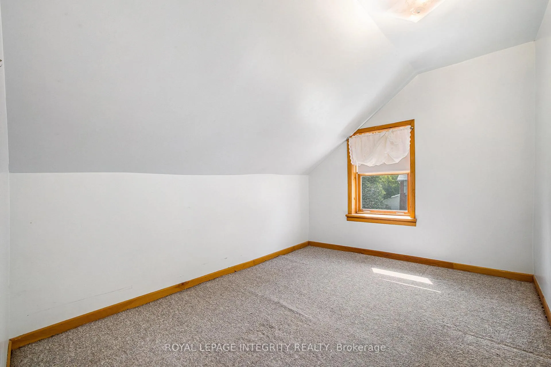 Photo 20 of 112,114 Clarence Street, Lanark Highlands, Lanark Highlands (Lanark) Twp — HOMEH