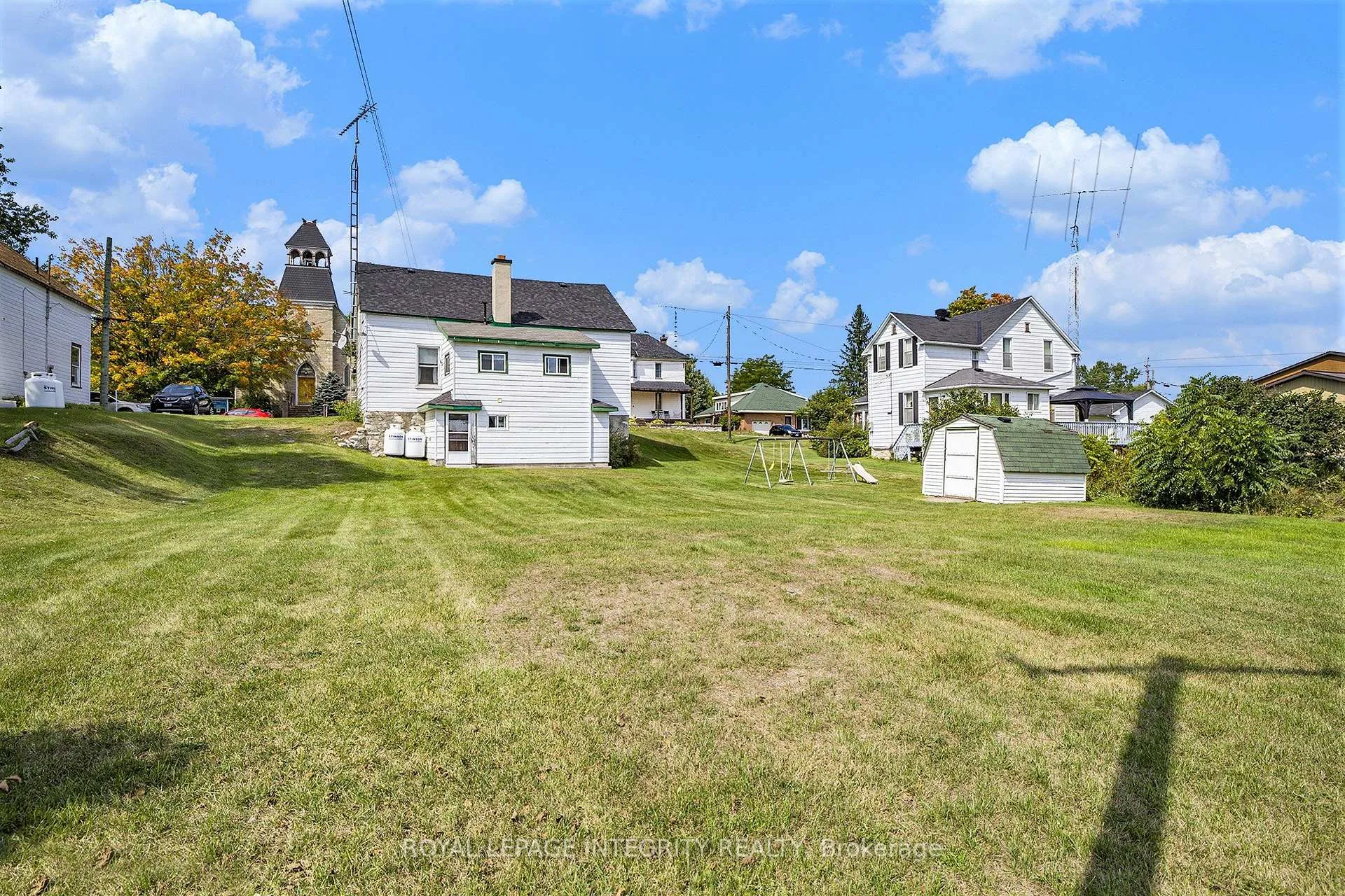 Photo 24 of 112,114 Clarence Street, Lanark Highlands, Lanark Highlands (Lanark) Twp — HOMEH