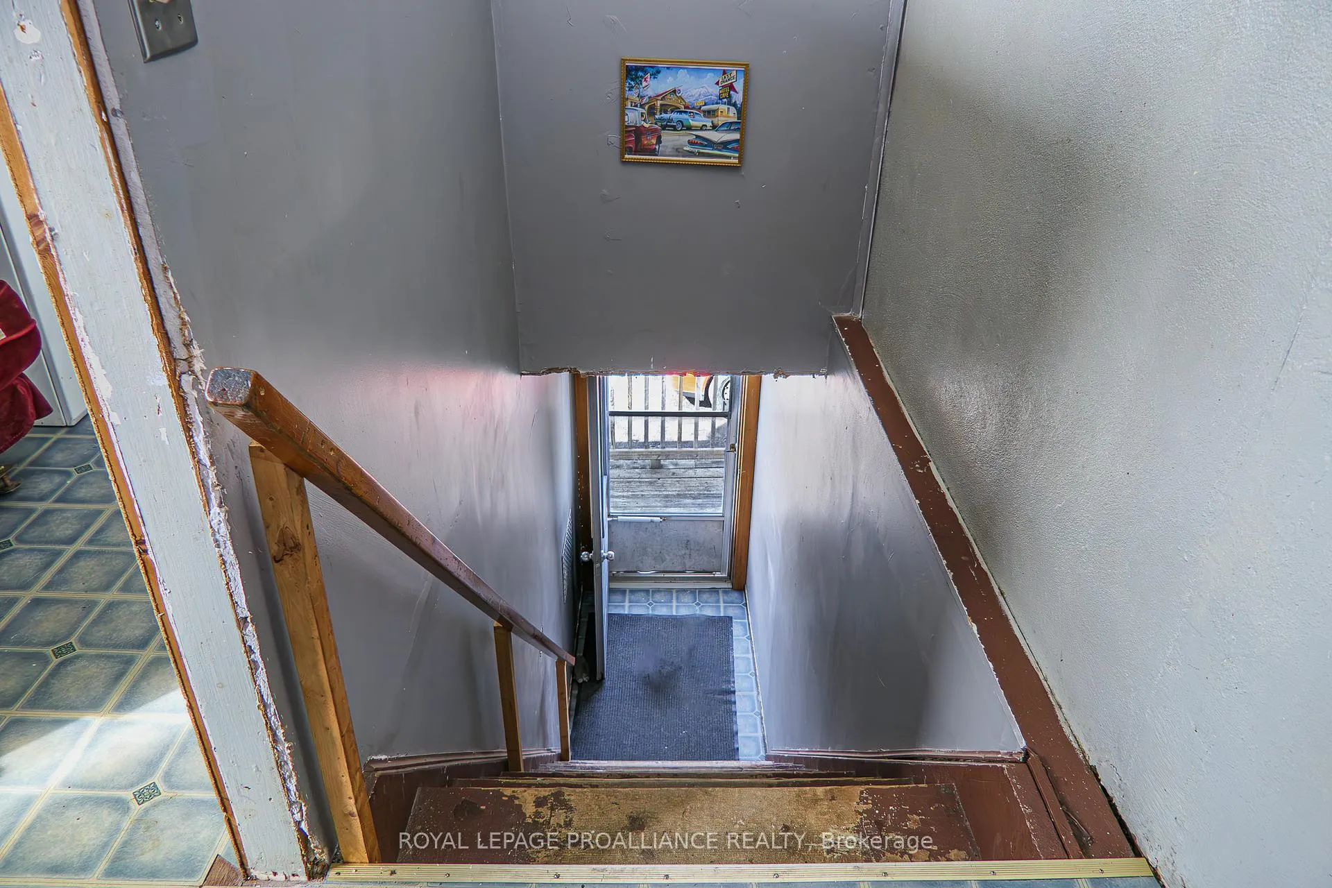 Photo 5 of 166 West Street, Quinte West, Trenton Ward — HOMEH