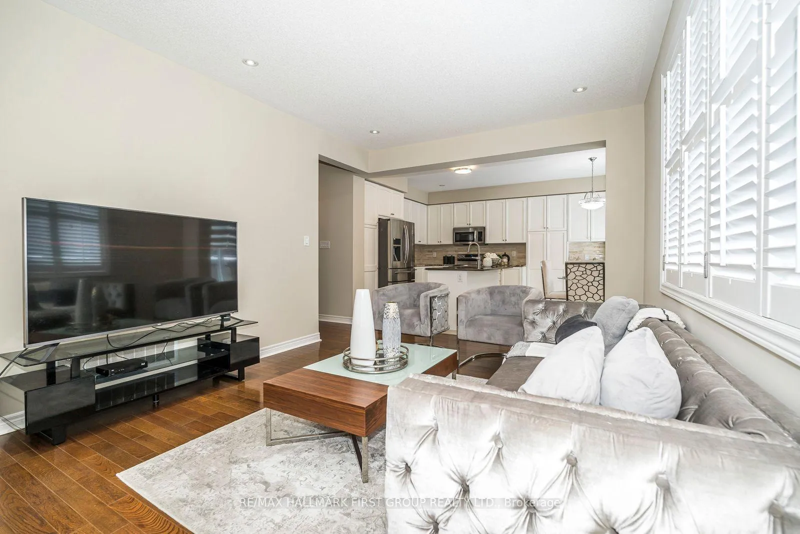 Photo 14 of 49 Bignell Crescent, Ajax, Northeast Ajax — HOMEH