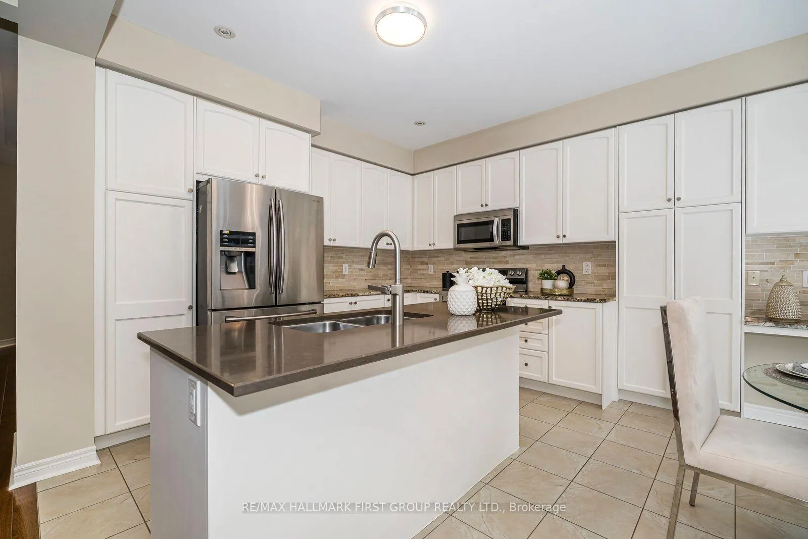 Photo 20 of 49 Bignell Crescent, Ajax, Northeast Ajax — HOMEH