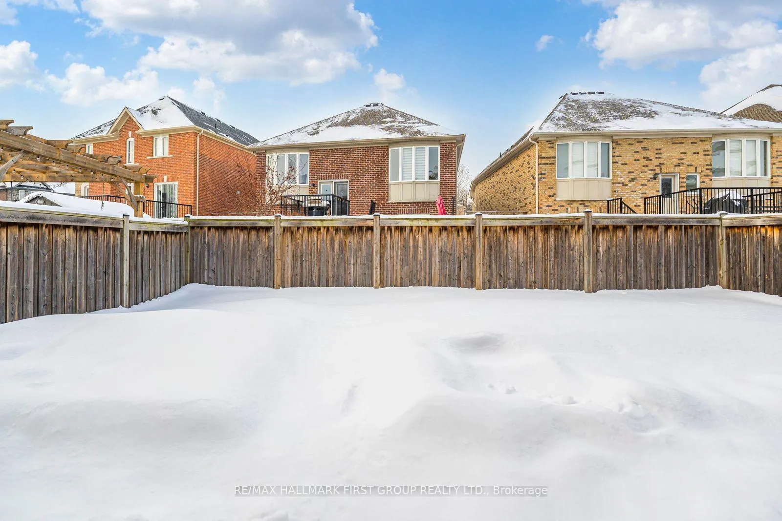 Photo 24 of 49 Bignell Crescent, Ajax, Northeast Ajax — HOMEH