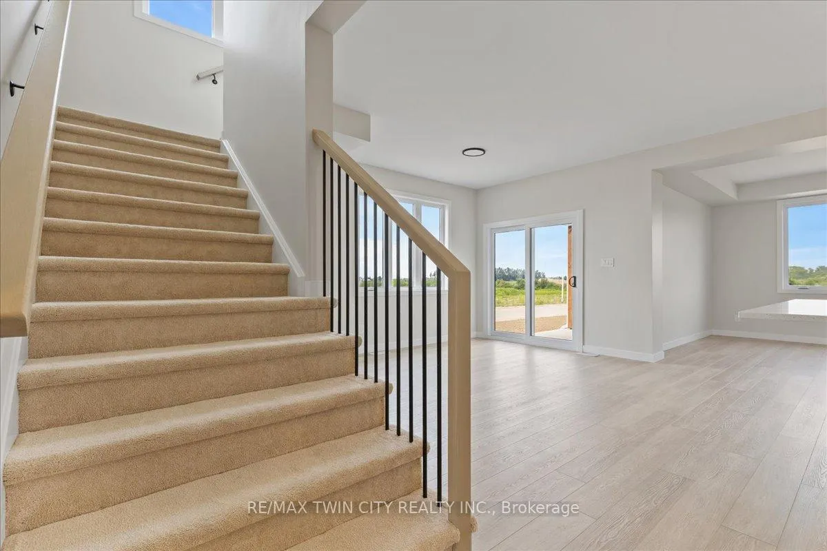 Photo 11 of 103 Clayton Street, West Perth, Mitchell — HOMEH