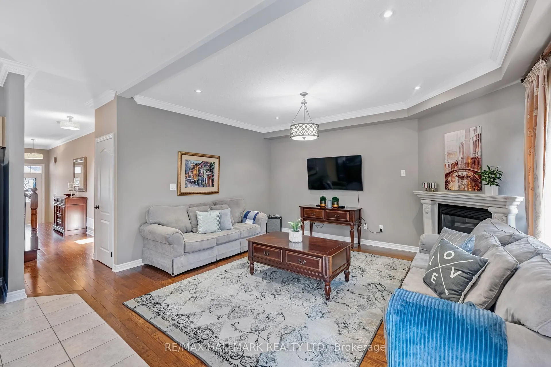 Photo 11 of 91 Capera Drive, Vaughan, Vellore Village — HOMEH