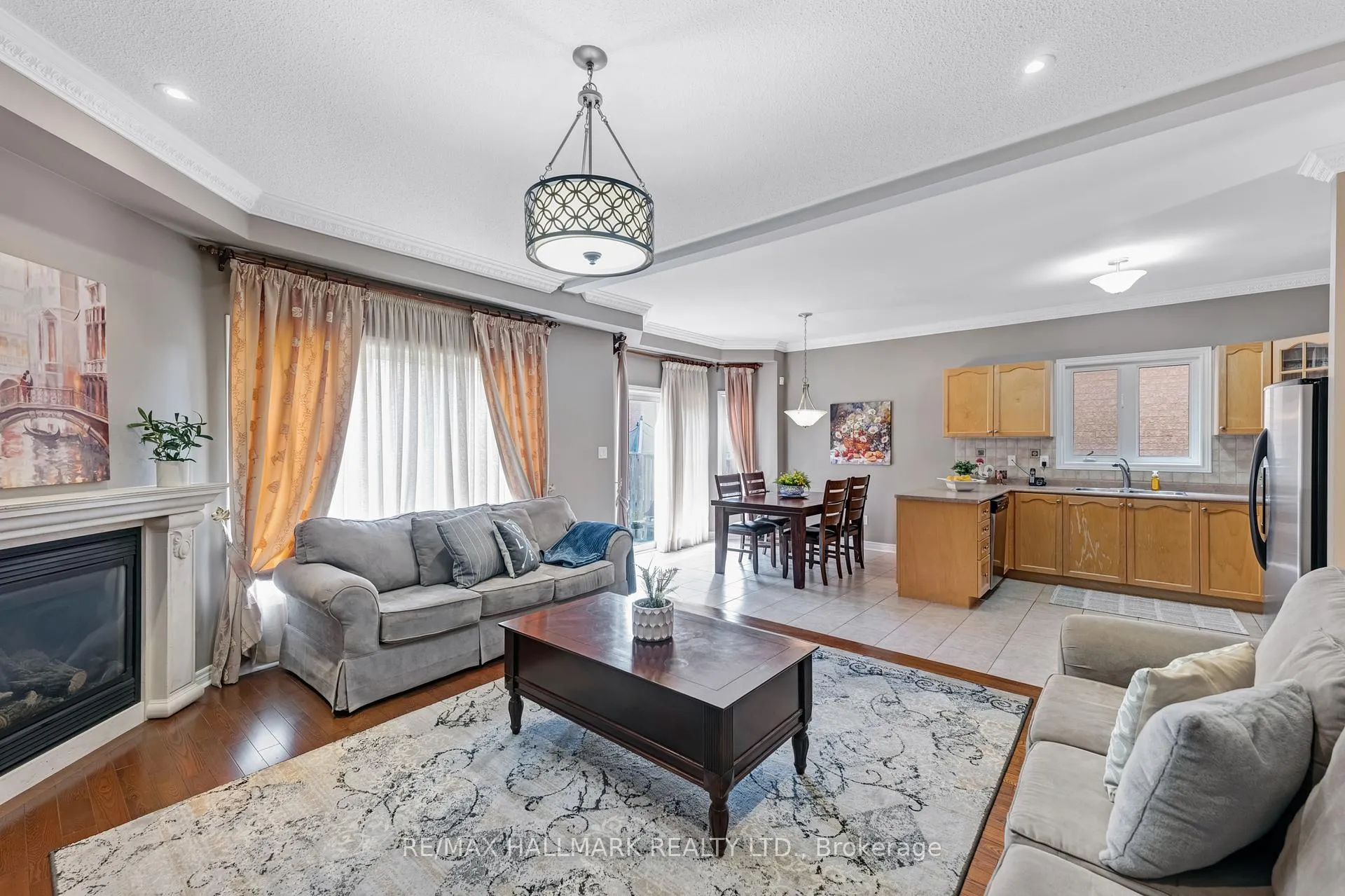Photo 12 of 91 Capera Drive, Vaughan, Vellore Village — HOMEH