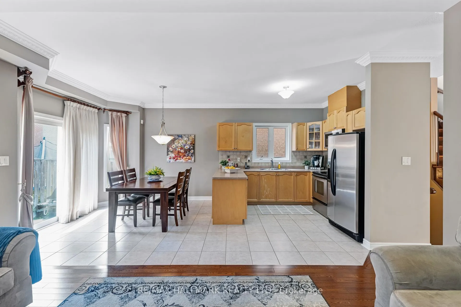 Photo 13 of 91 Capera Drive, Vaughan, Vellore Village — HOMEH