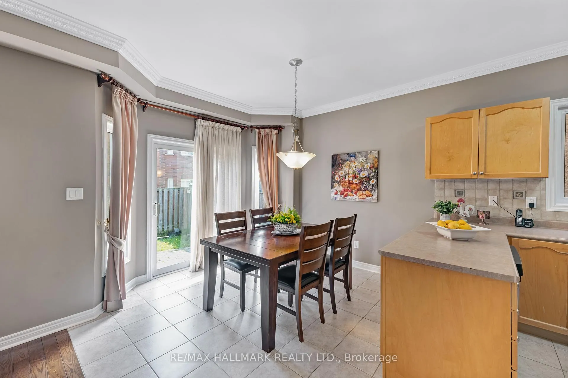 Photo 18 of 91 Capera Drive, Vaughan, Vellore Village — HOMEH