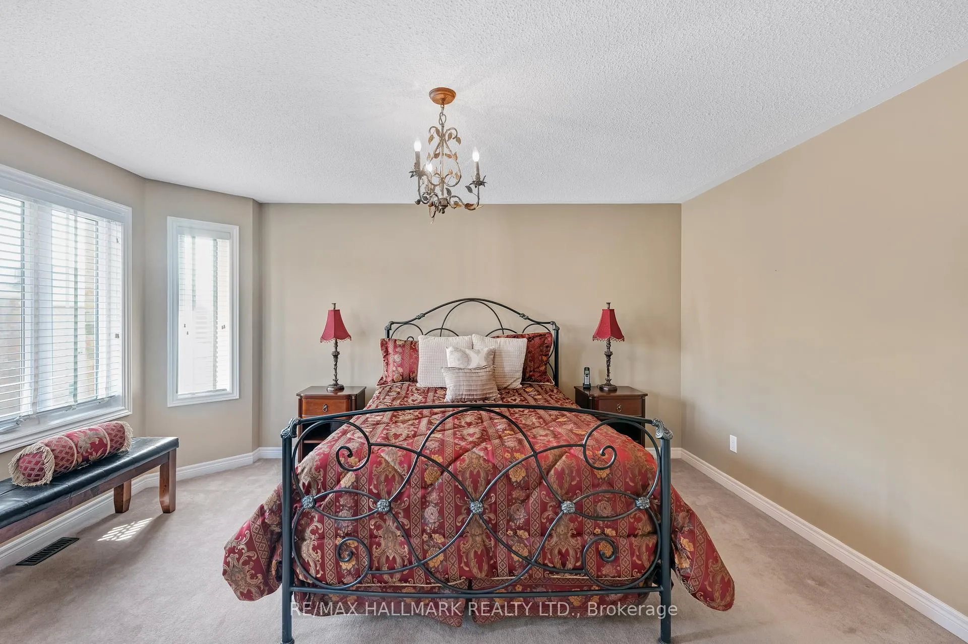 Photo 24 of 91 Capera Drive, Vaughan, Vellore Village — HOMEH