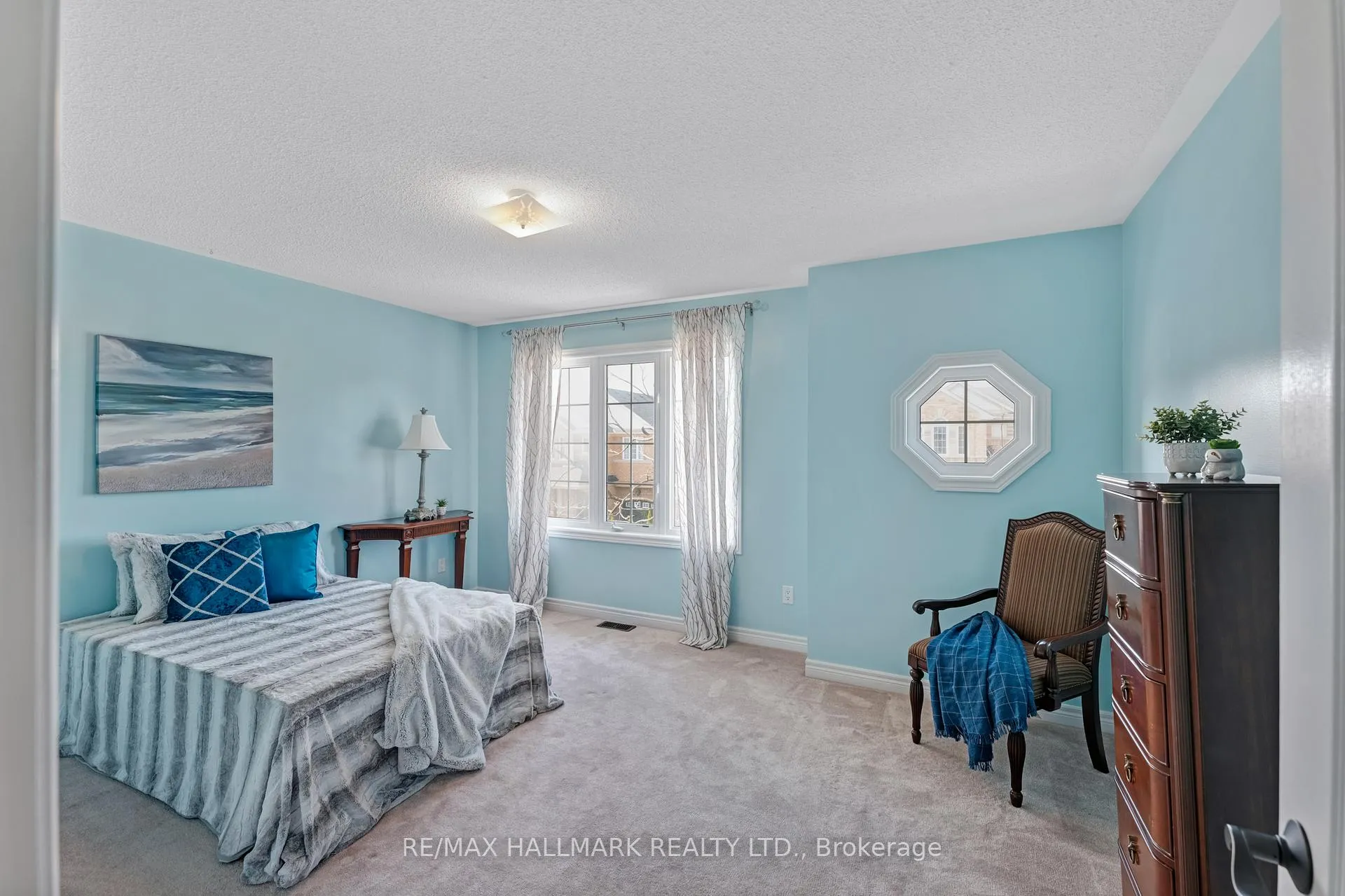 Photo 33 of 91 Capera Drive, Vaughan, Vellore Village — HOMEH
