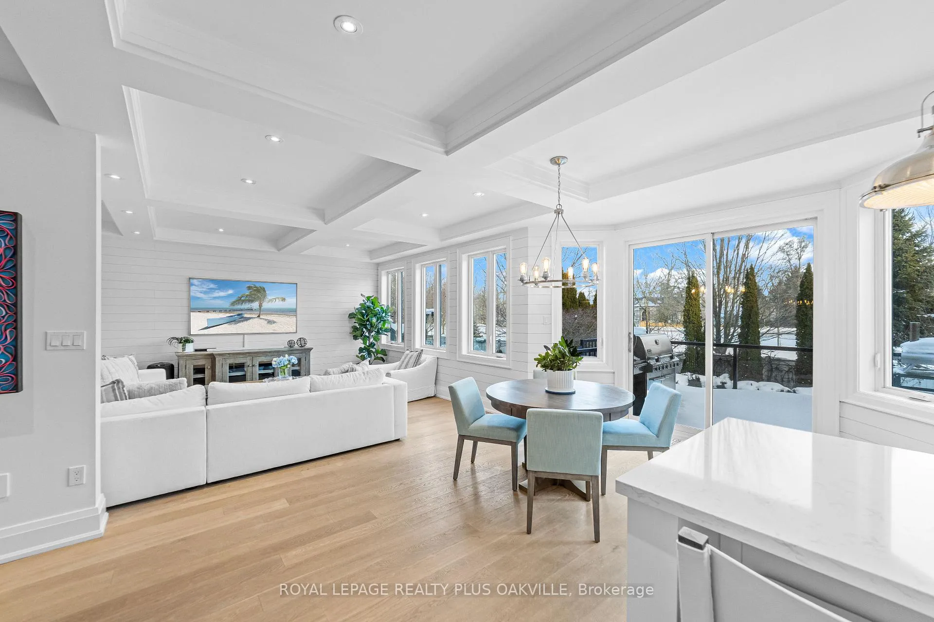 Photo 15 of 77 Spring Azure Crescent, Oakville, Bronte — HOMEH