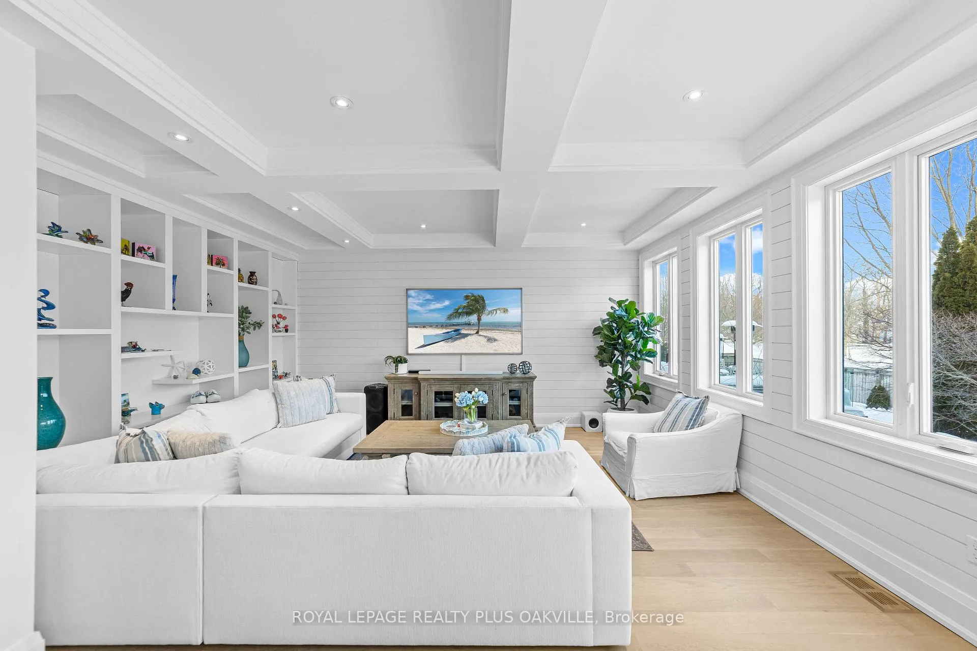 Photo 16 of 77 Spring Azure Crescent, Oakville, Bronte — HOMEH