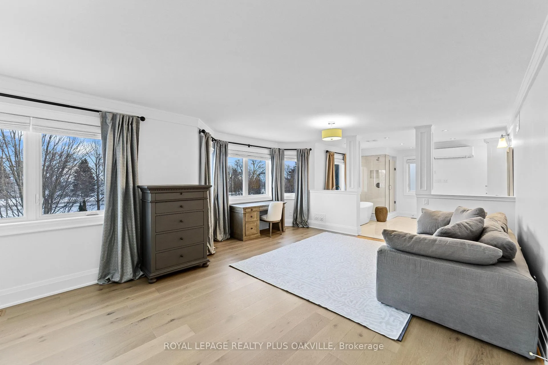 Photo 23 of 77 Spring Azure Crescent, Oakville, Bronte — HOMEH