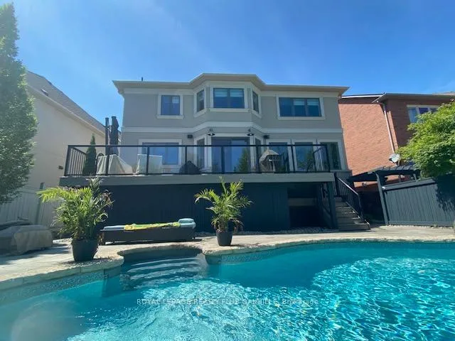 Photo 43 of 77 Spring Azure Crescent, Oakville, Bronte — HOMEH